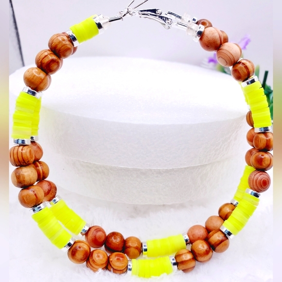 Extra large hoop earrings, earrings with wooden beads, African earrings 3.6 - Picture 1 of 6